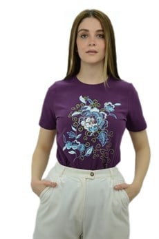 Çiçek Baskılı Mor T-Shirt